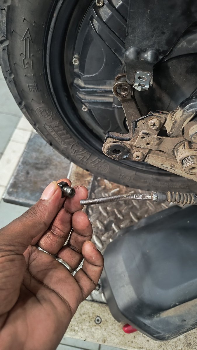 pradip888889's tweet image. @TVS_iQube @TVSMotorCompany
I purchased a TVS iQube electric scooter 3 months ago from Uma TVS, Ranisahar, Raniganj (West Bengal) for ₹1,47,000.
Within just 10 days, the scooter started making noise. The headlight was adjusted upwards, but at night it gives very poor visibility