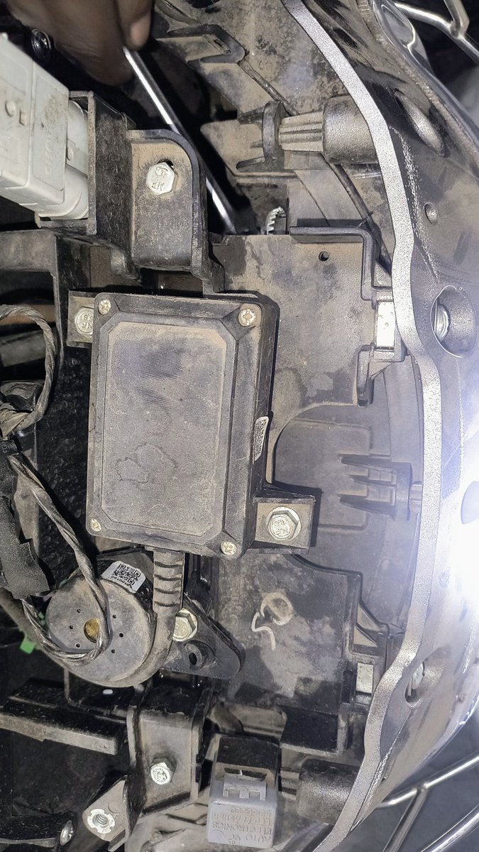 pradip888889's tweet image. @TVS_iQube @TVSMotorCompany
I purchased a TVS iQube electric scooter 3 months ago from Uma TVS, Ranisahar, Raniganj (West Bengal) for ₹1,47,000.
Within just 10 days, the scooter started making noise. The headlight was adjusted upwards, but at night it gives very poor visibility