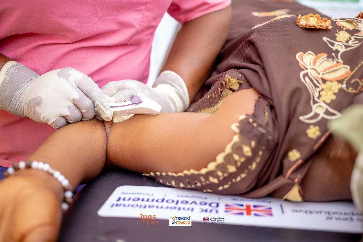 YvesMakelele's tweet photo. #SudKivu : En marge de la célébration de la journée mondiale de la contraception, La campagne d'offre d'informations et des services en planification familiale  a été lancée dans la zone de santé de Bagira avec l'appui de @IpasRDC https://t.co/iRYmTMmnIi