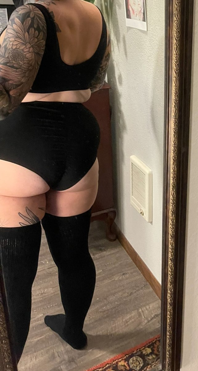 Ok here you goooo ☺️🖤