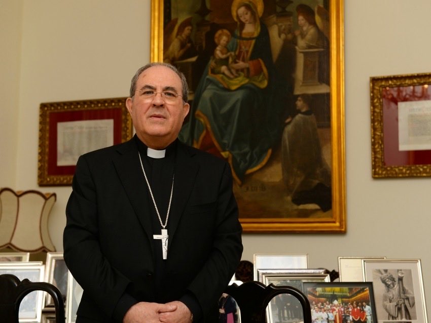 Don Juan José Asenjo Pelegrina, Arzobispo emérito de #Sevilla, cumple hoy 80 años. La familia diocesana se une para felicicitarlo y encomendarlo en la oración. ¡ Feliz día, hermano!