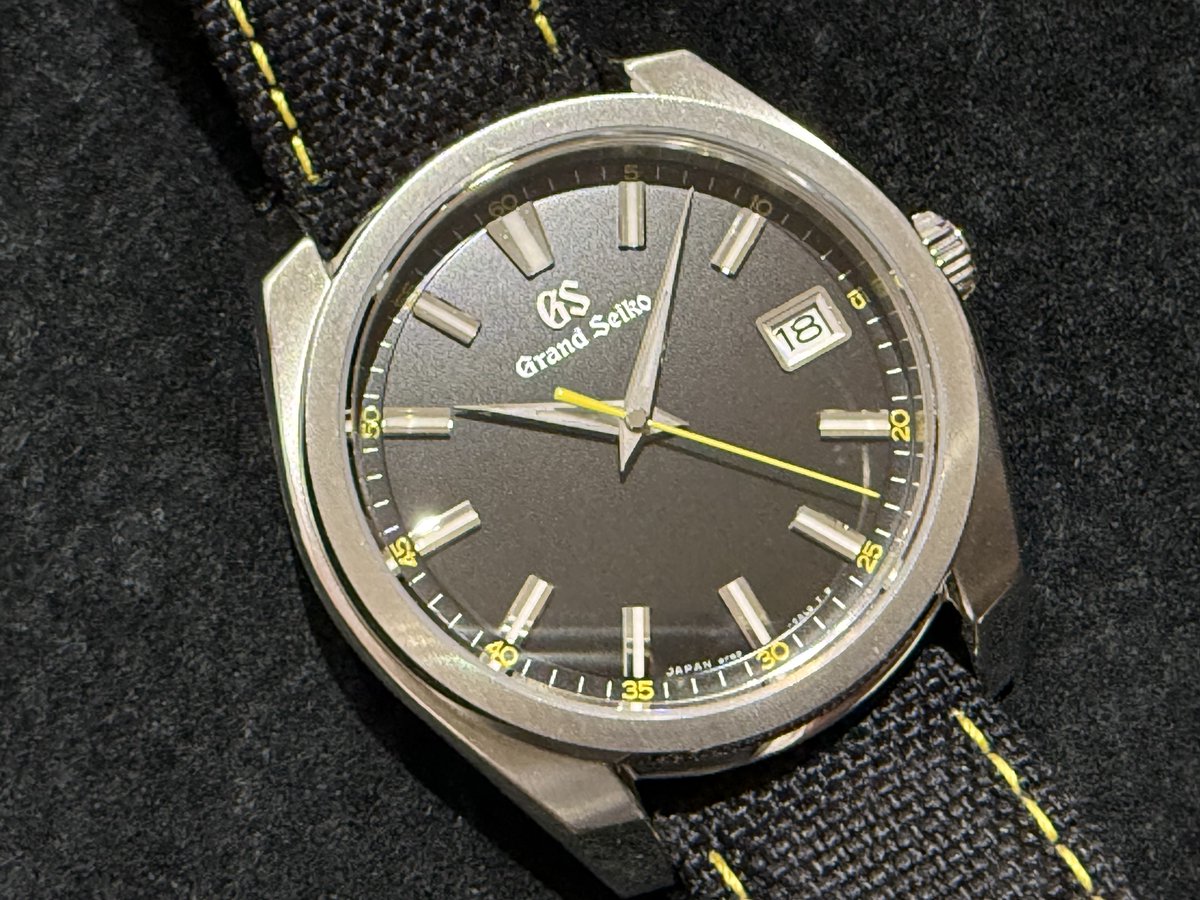 本日は【GRAND SEIKO グランドセイコー スポーツコレクション SBGV243 
