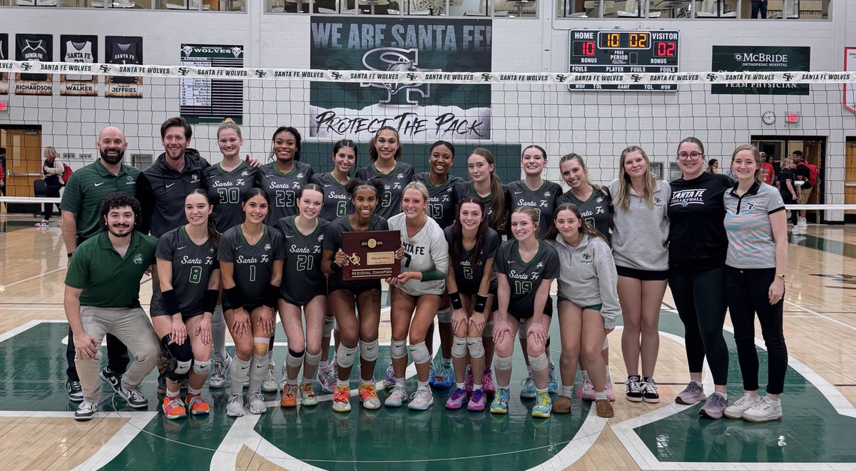 DrewMcCarty15's tweet photo. Grateful for this team, this moment, and a chance to play at State. Always a great day at The Fe. https://t.co/YOS6ANMr5z