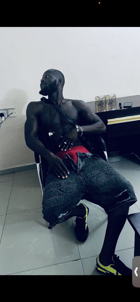 Black bone 🦴 🍖 tweet media