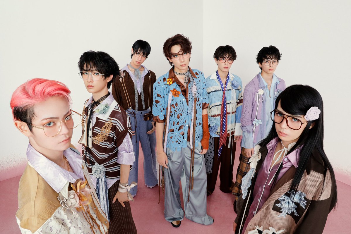 龍宮城 OFFICIAL / 0年0組 (@ryugujoofficial) on Twitter photo ◤ 掲載情報 ◢
本日配布スタート
「月刊ローチケ」10/15号
#龍宮城 のインタビューが掲載されています。
ぜひご覧ください。
<a href="/lawson_ticket/">ローチケ(ローソンチケット)</a>
#龍宮城LIVETOUR_SHIBAI
#龍宮城アリーナ2DAYS ◤ 掲載情報 ◢
本日配布スタート
「月刊ローチケ」10/15号
#龍宮城 のインタビューが掲載されています。
ぜひご覧ください。
<a href="/lawson_ticket/">ローチケ(ローソンチケット)</a>
#龍宮城LIVETOUR_SHIBAI
#龍宮城アリーナ2DAYS
