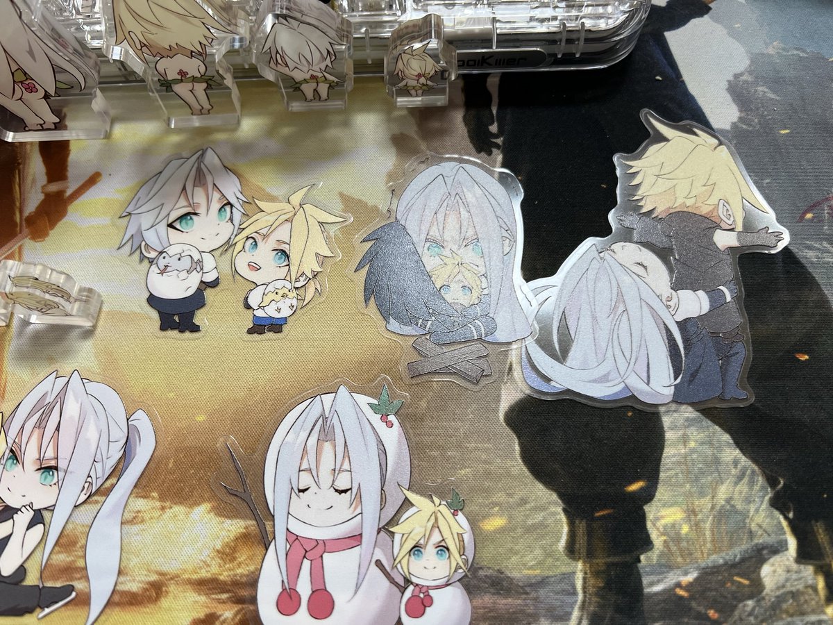 我要幸福得升天了！
好开心能和<a href="/murasaki0615/">紫</a> 老师约换呀！
但我拍照技术太差了orz
入坑以来一直看老师的作品。所有的不安都会在瞬间烟消云散。
每次哭着说再也支持不下去了，在看到老师的作品时会被治愈，擦干眼泪想起一直支持的亲友们还有很多很多很厉害的老师，我就又可以了！
sc99一定要幸福