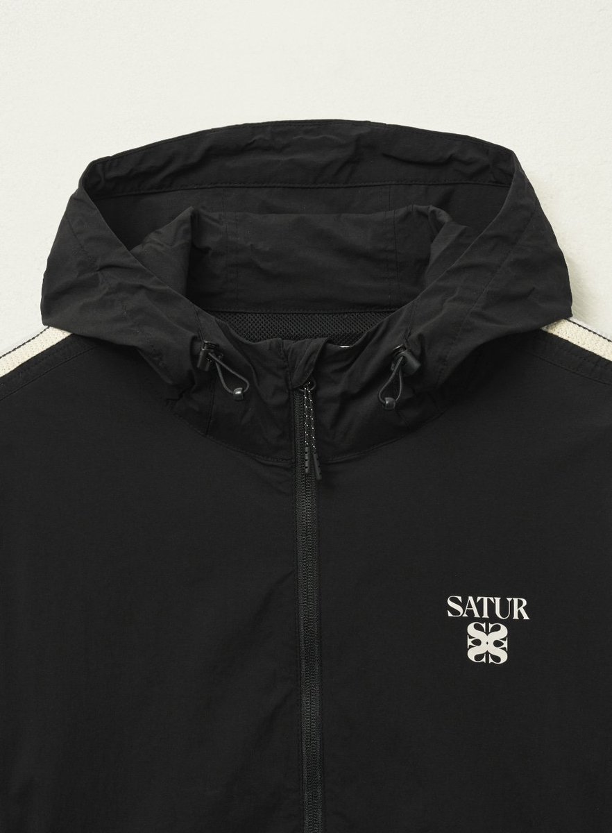 251015 #은석 인스타그램 

🪨SATUR(세터)
: Lawton Packable Windbreaker - Black
(로턴 패커블 윈드브레이커 블랙)
SOLD OUT

#라이즈 #RIIZE #EUNSEOK #ウンソク
#ライズ