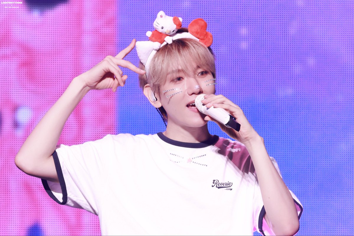 lightrhythms56's tweet image. 251012 Reverie
🎀헬로 키티✨
🥰백현 큐티💞
#백현 #BAEKHYUN #ベクヒョン
@B_hundred_Hyun