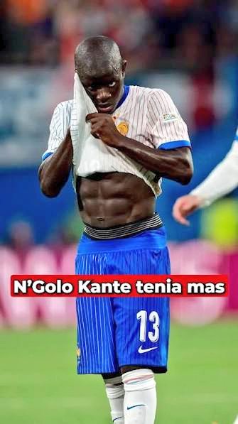 radoder2's tweet image. N&apos;oubliez pas ce qu&apos;il y a sous le t-shirt☠️☠️☠️☠️☠️☠️☠️