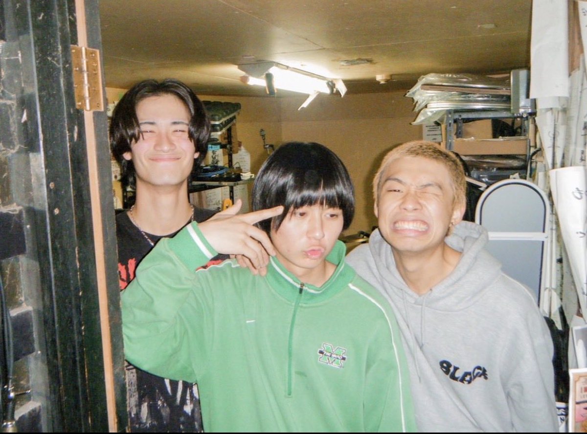 【本日締め切り】

SLACK LOGO HOODIE
 ¥5800

size
L/XL

color
BLACK&amp;PINK / GRAY&amp;BLACK
GREEN&amp;BLACK / BLACK&amp;WHITE

⚠️締め切り本日23:59⚠️

詳細、購入はこちらから
slacksz.base.shop/items/120086059