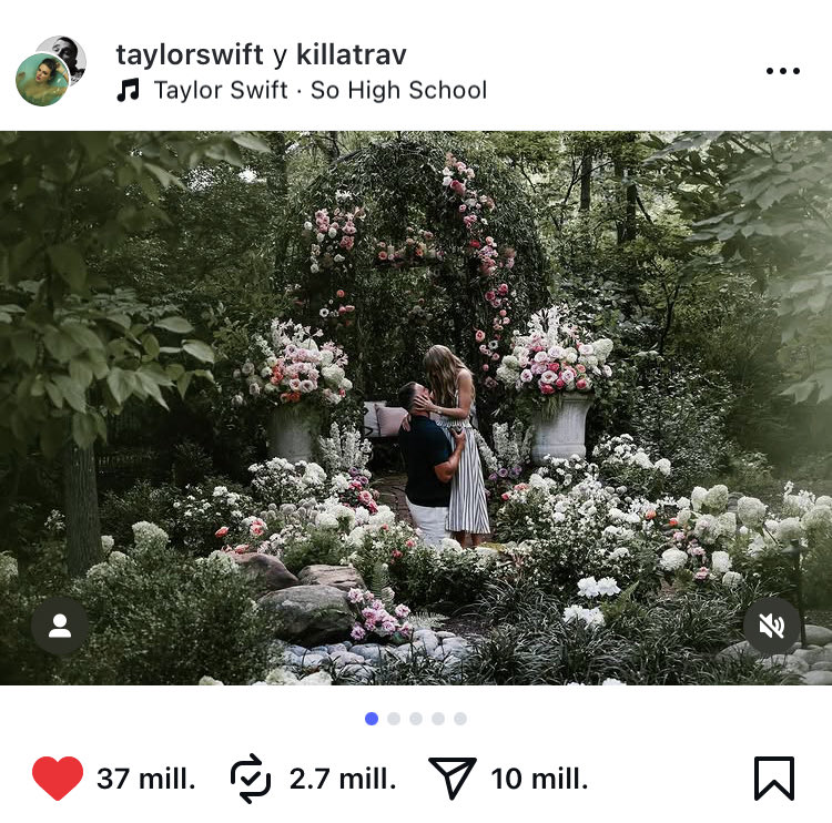 folksrswift's tweet photo. díganme que no soy la única que todavía le parece tan irreal que la propia TAYLOR SWIFT haya sido quien decidiera publicar estas fotos por su cuenta https://t.co/epcNvOP7re