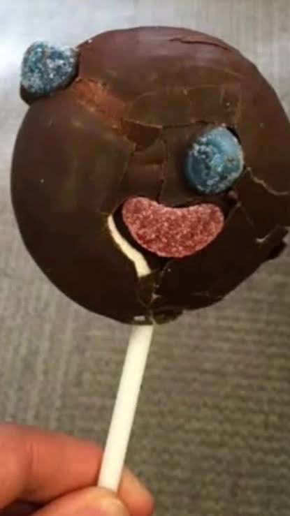 alxxjndro's tweet image. Una disculpa pero me parece una falta de respeto que la paleta payaso no estuviera así: #LMD #LMD7