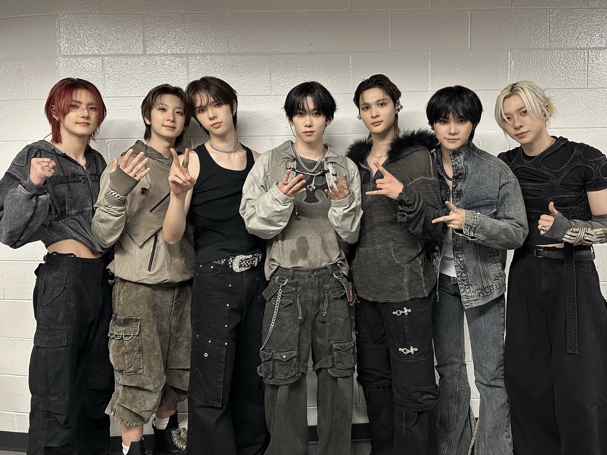 앰퍼샌드원 (AMPERS&ONE) tweet media