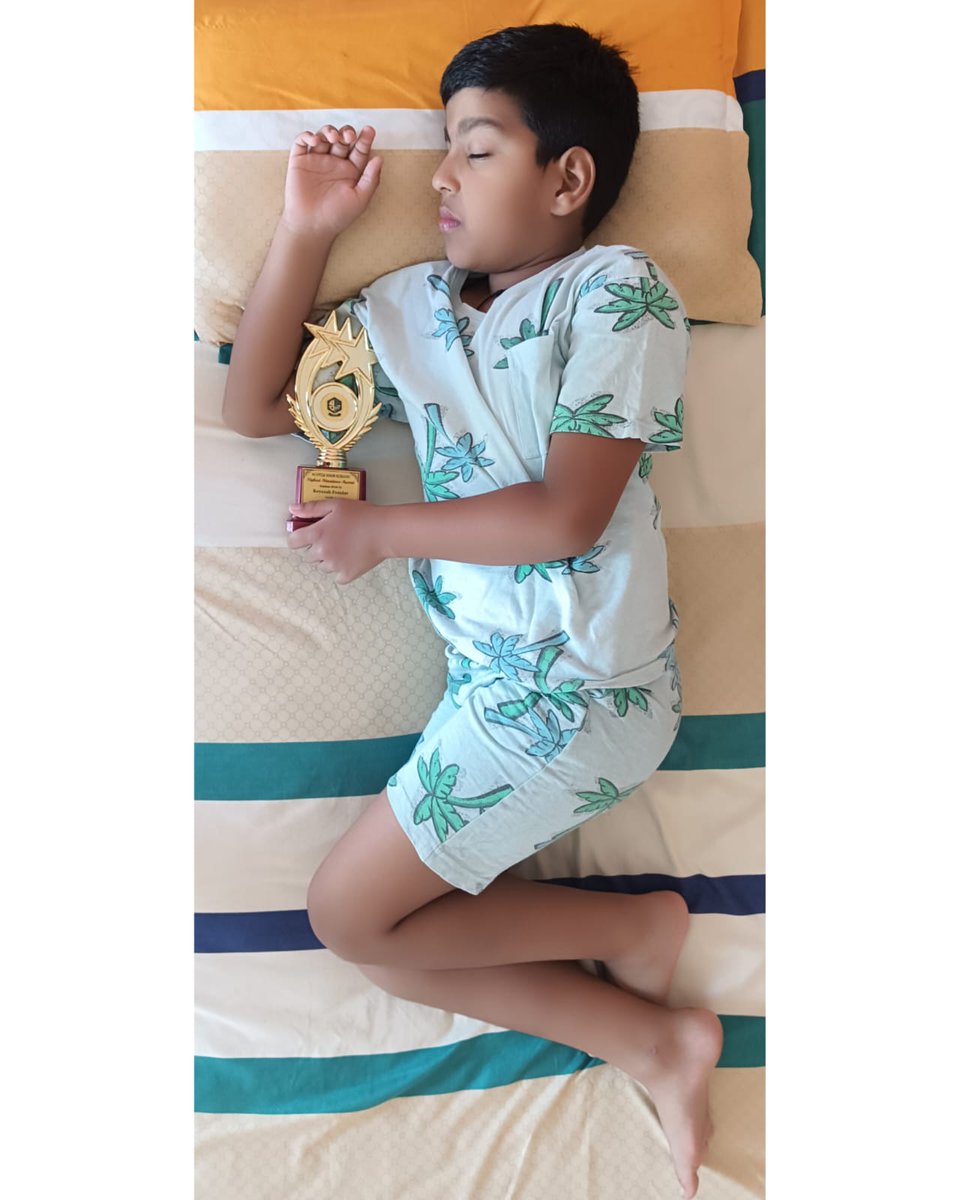 HarshfHarsh's tweet image. Dear @surya_14kumar Bhai,
My son, Reyansh Faujdar is an avid fan of yours and chose to recreate your T20 World Cup super fun pic with his school achievement trophy. Sharing the pic with you to lighten up your mood. Hope you like the pose:)
#WorldCup2026 #Sky #CWC #T20worldcup