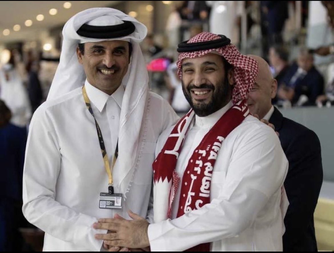 نبارك للمملكة العربية السعودية ولدولة قطر الشقيقتين تأهلهما إلى كأس العالم.

إنجاز مستحق يعبّر عن تطوّر الرياضة الخليجية وروحها التنافسية الراقية.
فخورون بكم 🇶🇦🇸🇦

#السعودية_الى_كأس_العالم
#قطر_الى_كأس_العالم