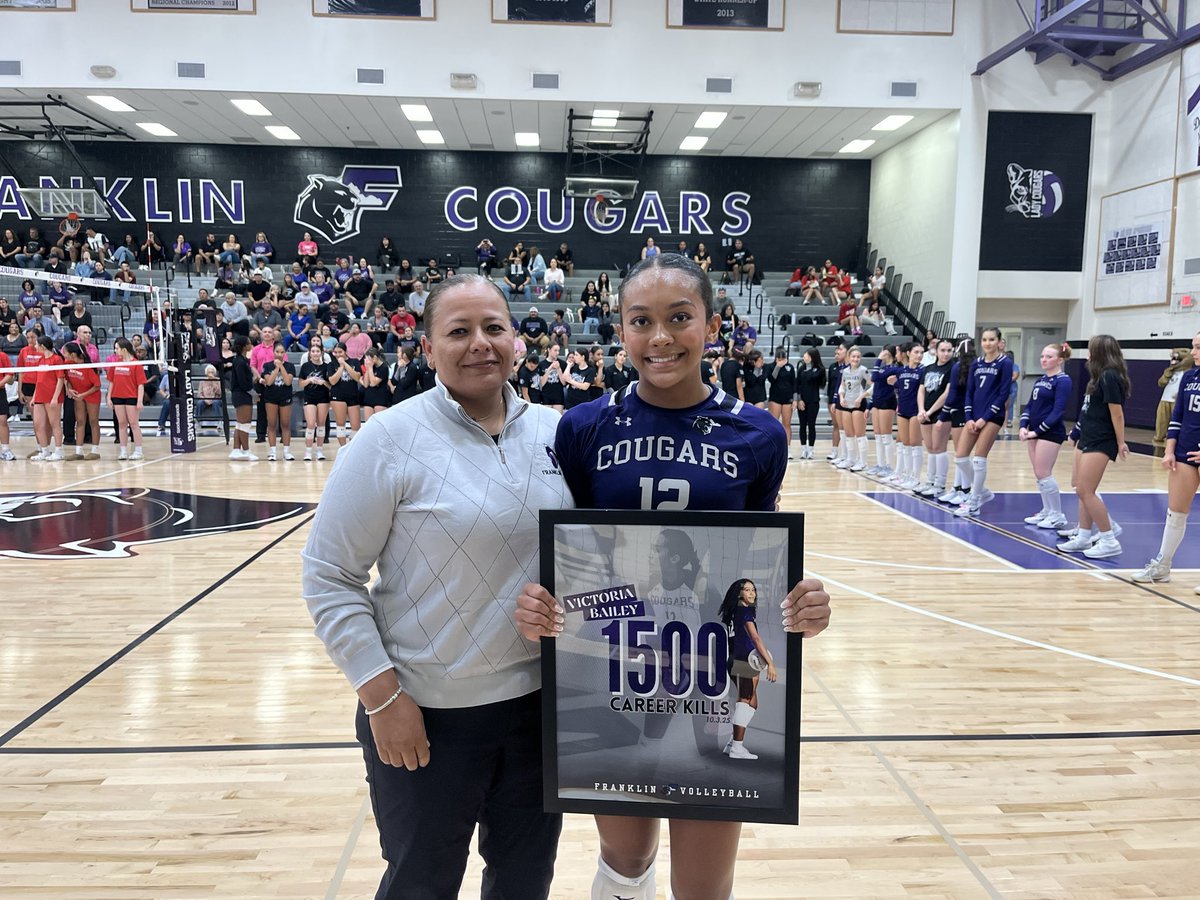 A huge congratulations goes out to Victoria Bailey who reached a major milestone in her volleyball career earlier this month—recording her 1500th career kill! Not only is this a personal achievement, but it also sets a new school record! 💜🖤
<a href="/Fchavezeptimes/">Felix Chavez</a>
