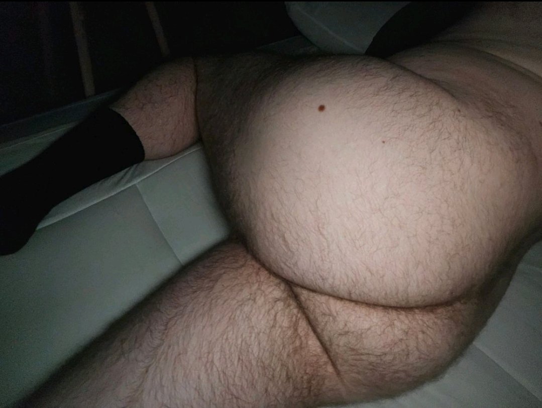 mansgyatcakeee's tweet photo. @hungskater @countryboy_jock Fuck that's so hot https://t.co/XajFx8EoGX