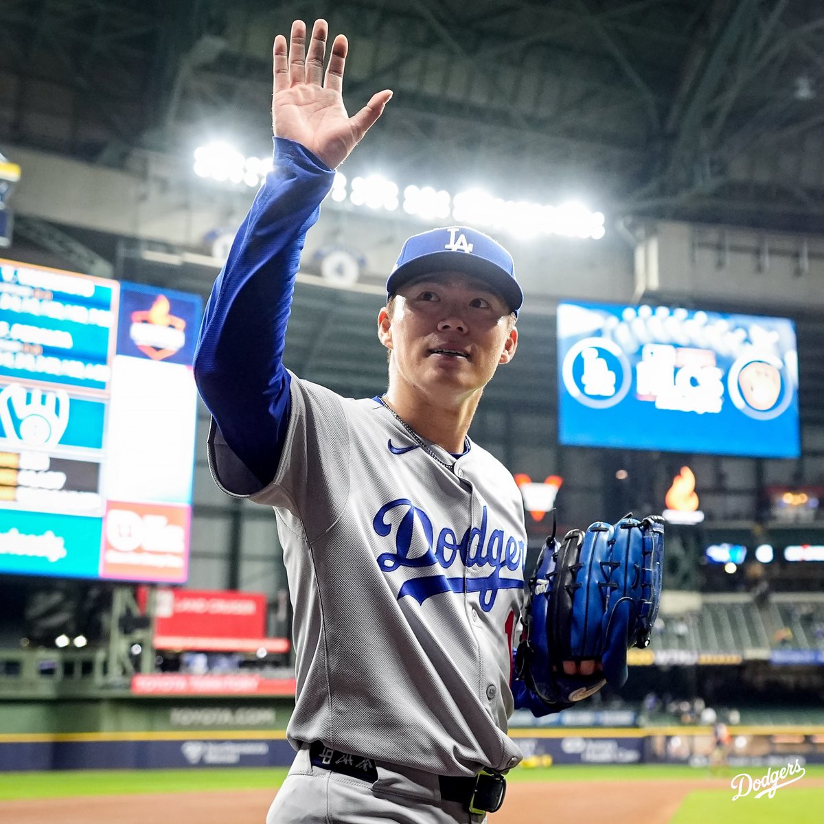 Dodgers vs. Brewers: Resultado y resumen - Juego 2 HOY Playoffs MLB 2025