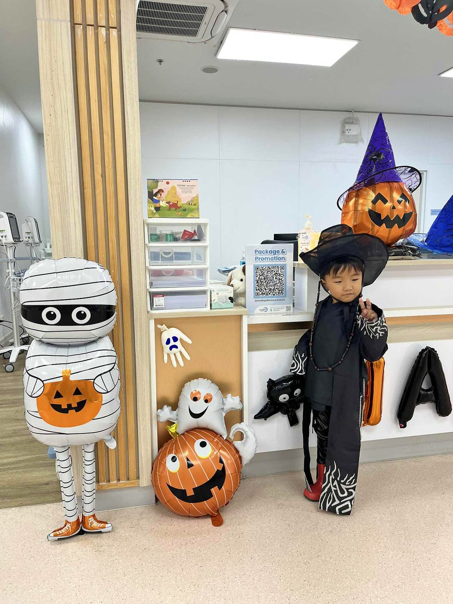 เบคอนดู Saja Boys ใน Netflix 
แล้วบอกว่าเบคอนชอบจีนูมาก 
บอกหม่ามี๊อยากได้ชุดจีนู ชอบ Soda Pop

จัดไปจ้า ทันใส่หลังจากออกรพ.เลย น่ารักกกกกอ่า

อะไรที่เด็กชอล จะฮิตนานมาก