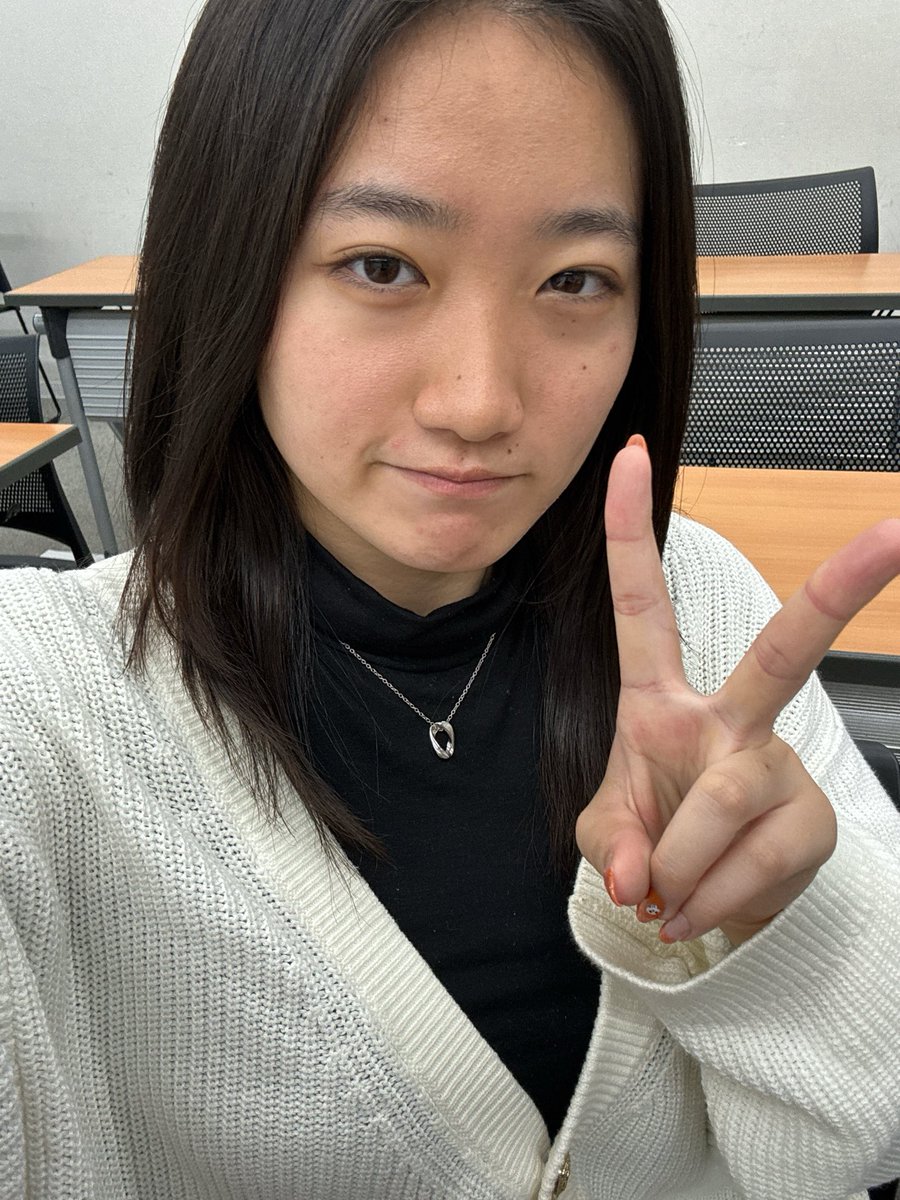 こんにちは！
授業開始前の小野島です( •̀ᄇ• ́)ﻭ✧
午後も頑張ります〜💪

寒い季節を耐え抜けるように、暖かく過ごしましょうね(∩´∀`∩)💕

 #フレキャン  #フレキャン2025