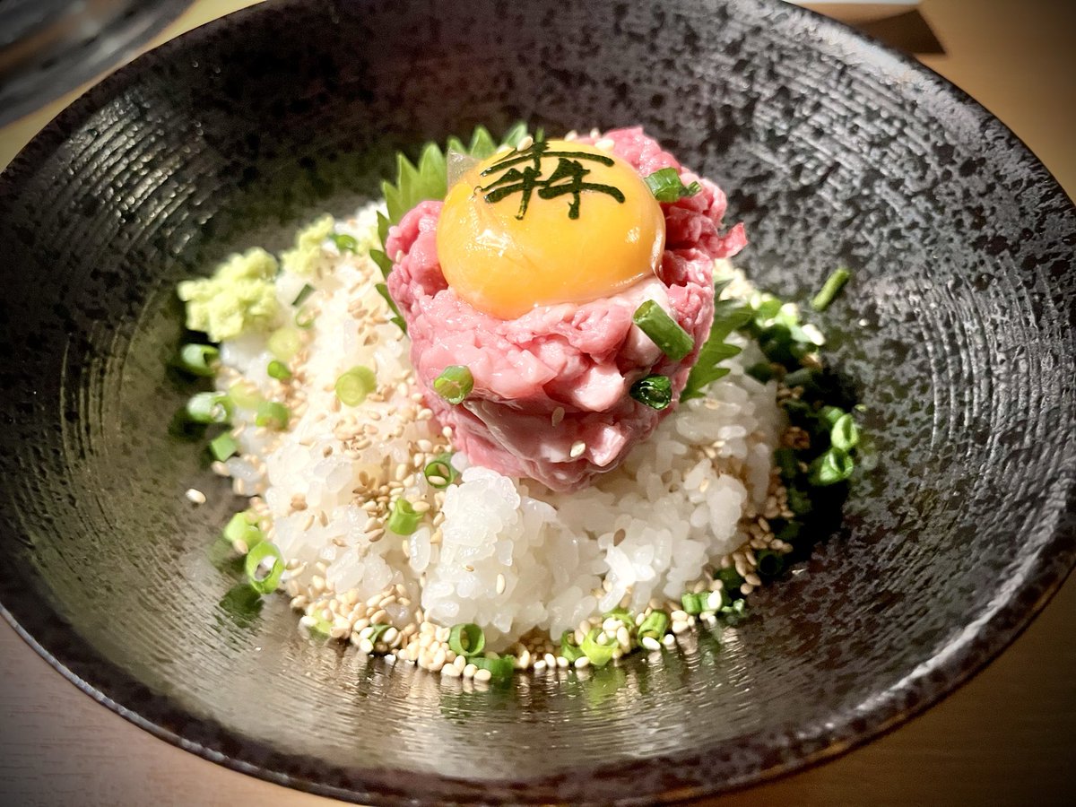 basaran83670112's tweet image. 犇和牛ユッケ丼