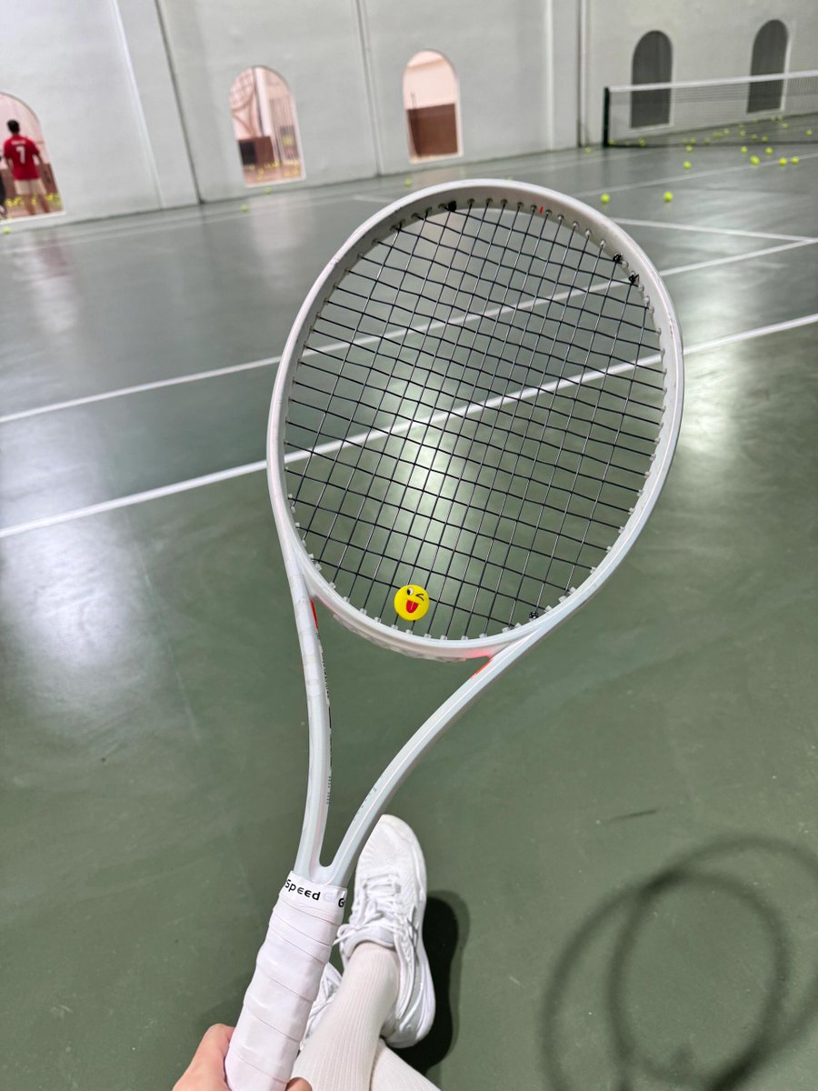 tak_yami's tweet photo. リズムと呼吸の調和こそ、テニスが最も美しい瞬間。🎾
#テニス #スポーツ https://t.co/nGj3Jmu4iw
