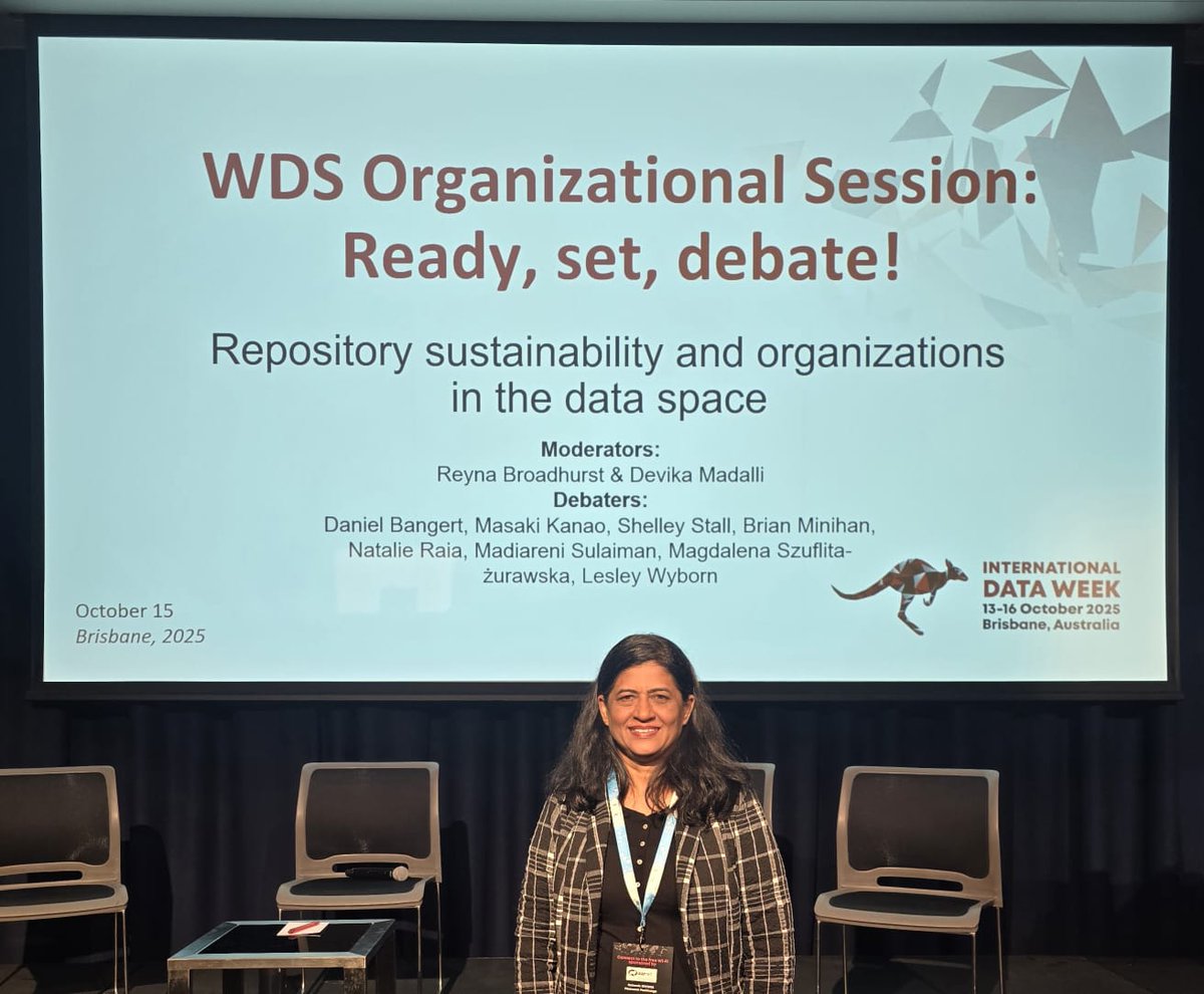INFLIBNET's tweet image. Prof. @DevikaInflibnet, Director, @INFLIBNET, co-chaired and moderated today's #WDS organizational debate session on 'Repository sustainability and organizations in the data space', as a member of the #WDS Scientific Committee on 15th October 2025, during #IDW, Australia.