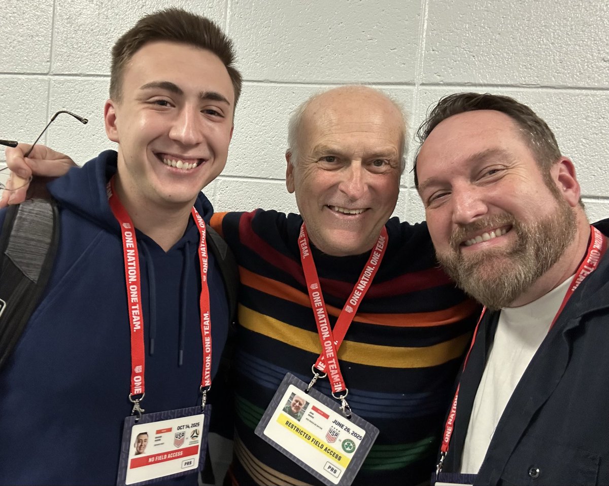 Duane Brown (@theduanebrown) on Twitter photo “The Ukrainian Tin Man” showing off his new heart to <a href="/BraidonNourse/">Braidon Nourse</a> and me. What a wonderful thing to witness  in this current world. Good to have you back <a href="/Photog_JohnB/">John Andrew Babiak, a 1st Gen 🇺🇦/🇺🇸</a>. #Rapids96 “The Ukrainian Tin Man” showing off his new heart to <a href="/BraidonNourse/">Braidon Nourse</a> and me. What a wonderful thing to witness  in this current world. Good to have you back <a href="/Photog_JohnB/">John Andrew Babiak, a 1st Gen 🇺🇦/🇺🇸</a>. #Rapids96