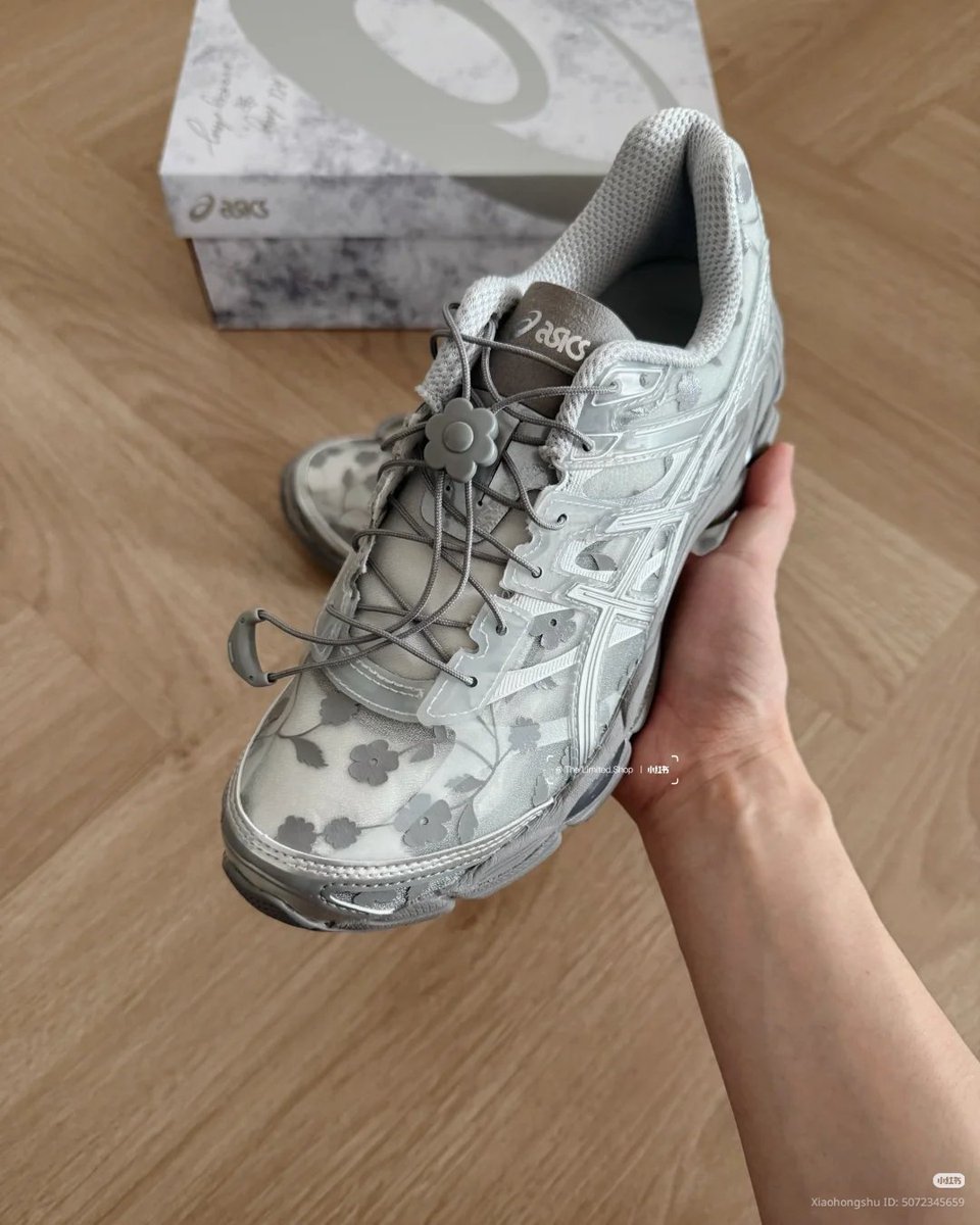 shoes for self reward

a thread