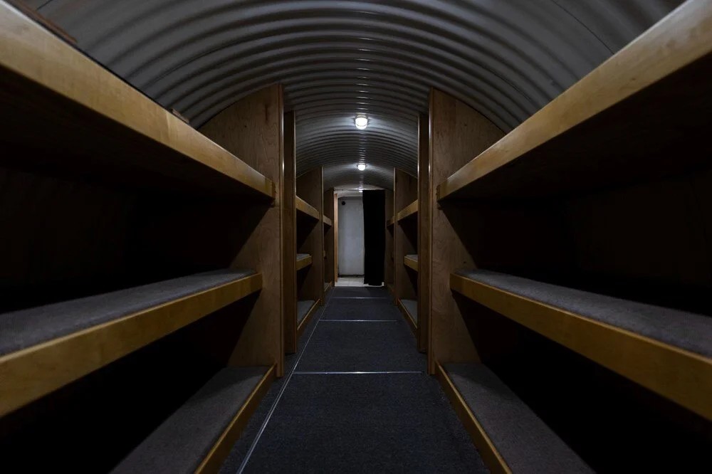 🔴Güney Kore yönetimi, ülkenin ilk sivil nükleer sığınağını inşa etmeye hazırlanıyor.