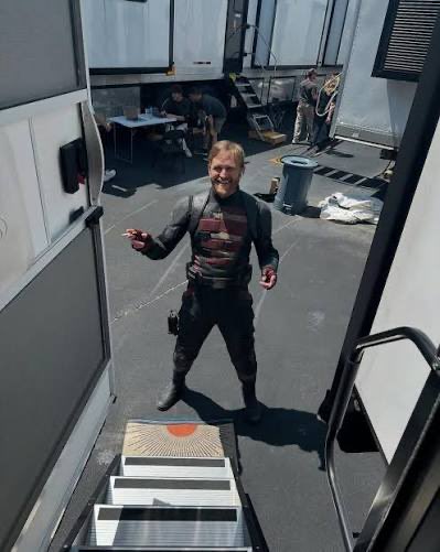 monöÖ* tweet media