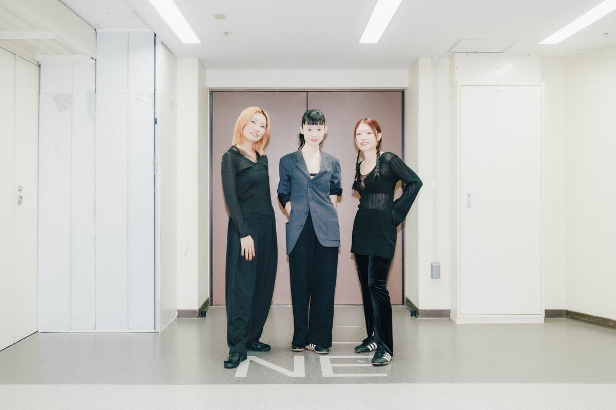 encountofficial's tweet image. 羊文学、初の日本武道館を包んだアットホームな空気感　観客を魅了した幻想的なステージング【ライブレポート／写真51枚】
encount.press/archives/87546…
#羊文学 #羊文学_いまここ #羊文学武道館 #羊文学_DLIO @hitsujibungaku