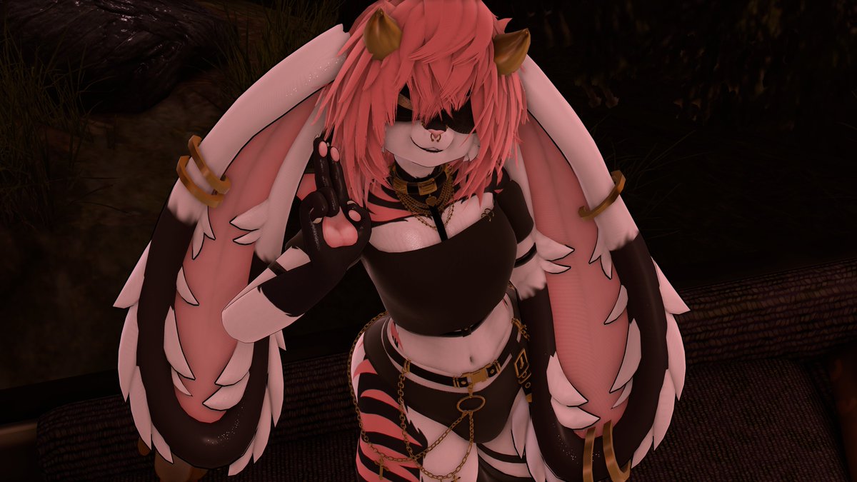 I don't normally do a Halloween outfit for vrchat but i think it came out alright