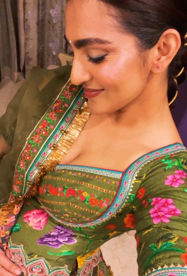 G3Rw1BOXAAAoKl9?format=jpg&name=900x900