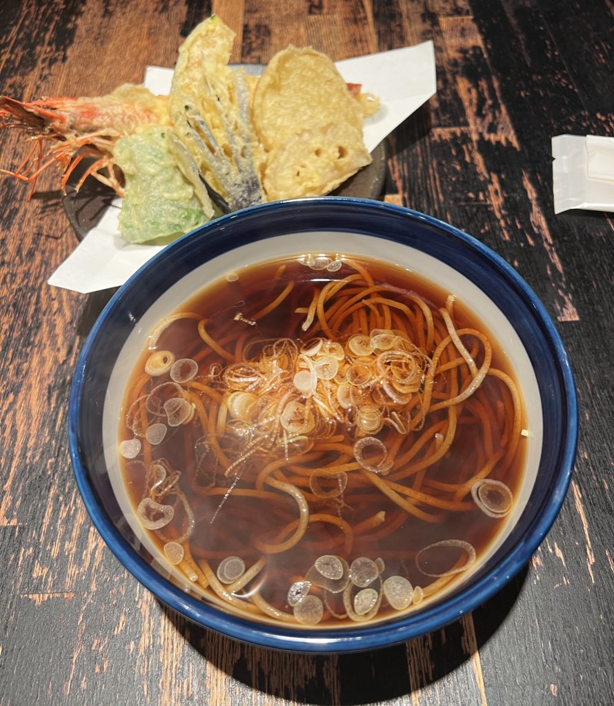 MKC_LAM6223's tweet image. #いまここ 
#川上庵 

お昼ご飯です🤤

鴨煮込み溶けた