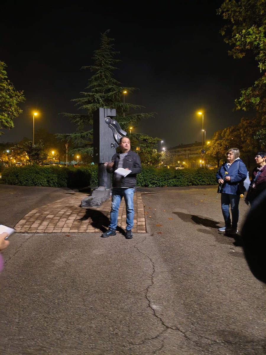 ERCVilafranca's tweet photo. Avui, en el 85è aniversari de l'assassinat del president Lluís Companys, ofrena en record seu. 

Mantenim viu el seu llegat i la seva memòria. 

Fins a la victòria!

Tornarem a lluitar.
Tornarem a sofrir.
Tornarem a vèncer. https://t.co/H8TJS8BSFJ