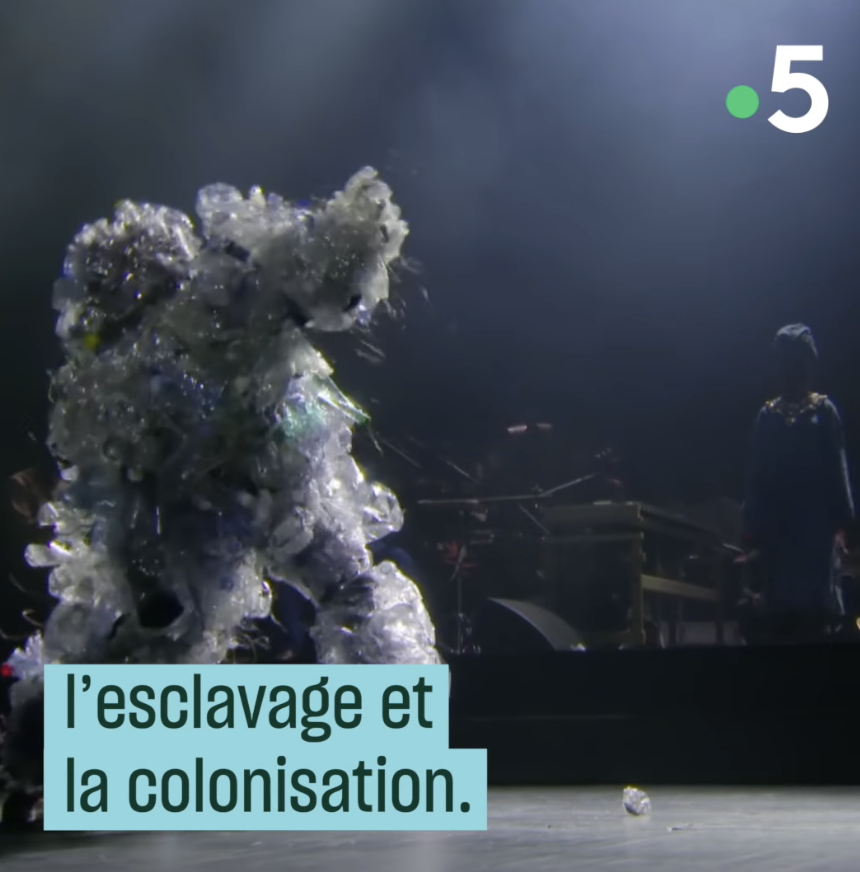 MGLiebst's tweet image. This is a snapshot of the Opera created by Abderrahmane Sissako and British musician Damon Albarn in 2020 on the theft of a sacred object from Mali(French Soudan) - Magnifique ⬇️
facebook.com/francetvcultur…