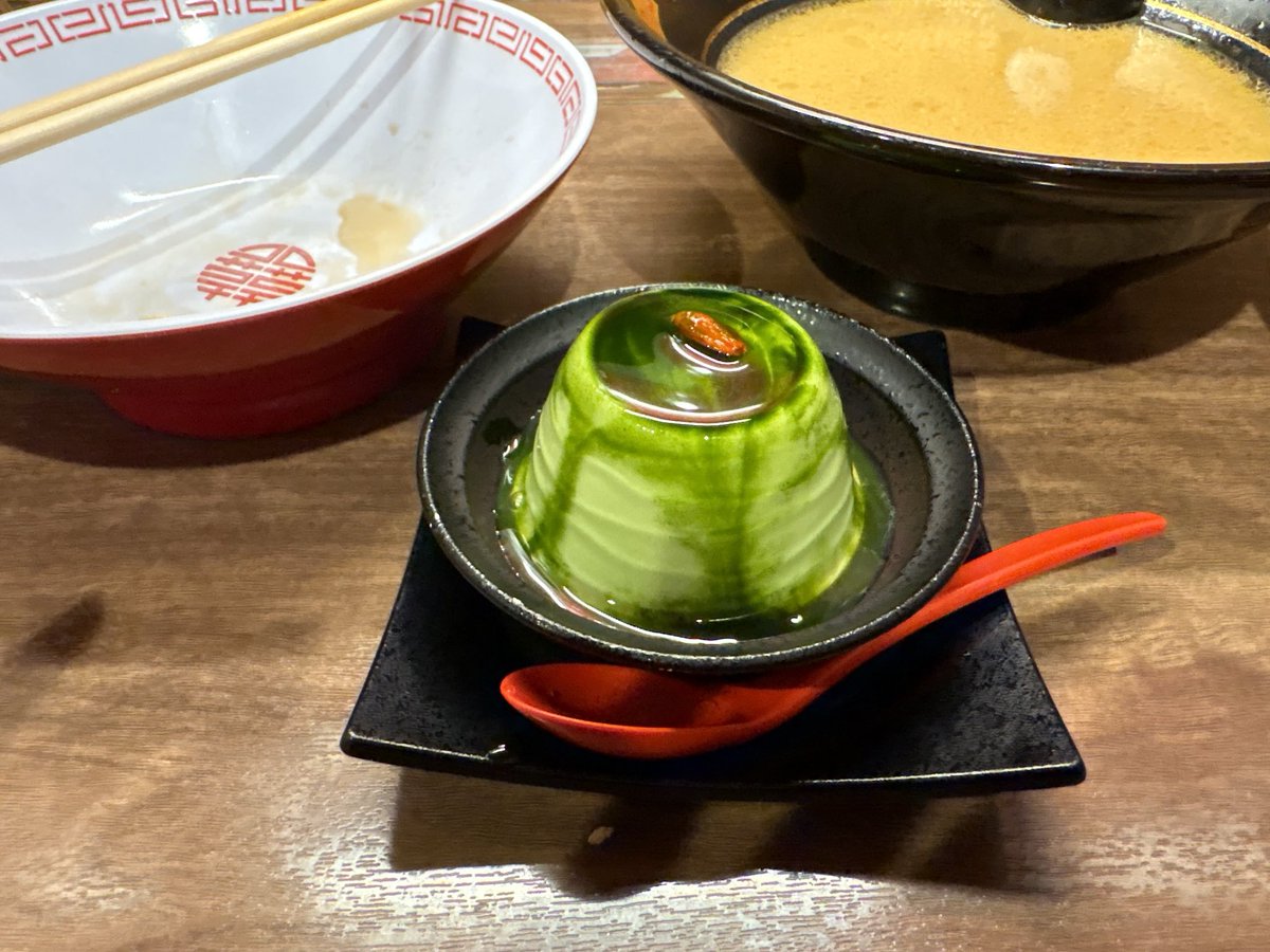 ラーメン巡り
替え玉してデザートも食べてます今日はチートデー🫶