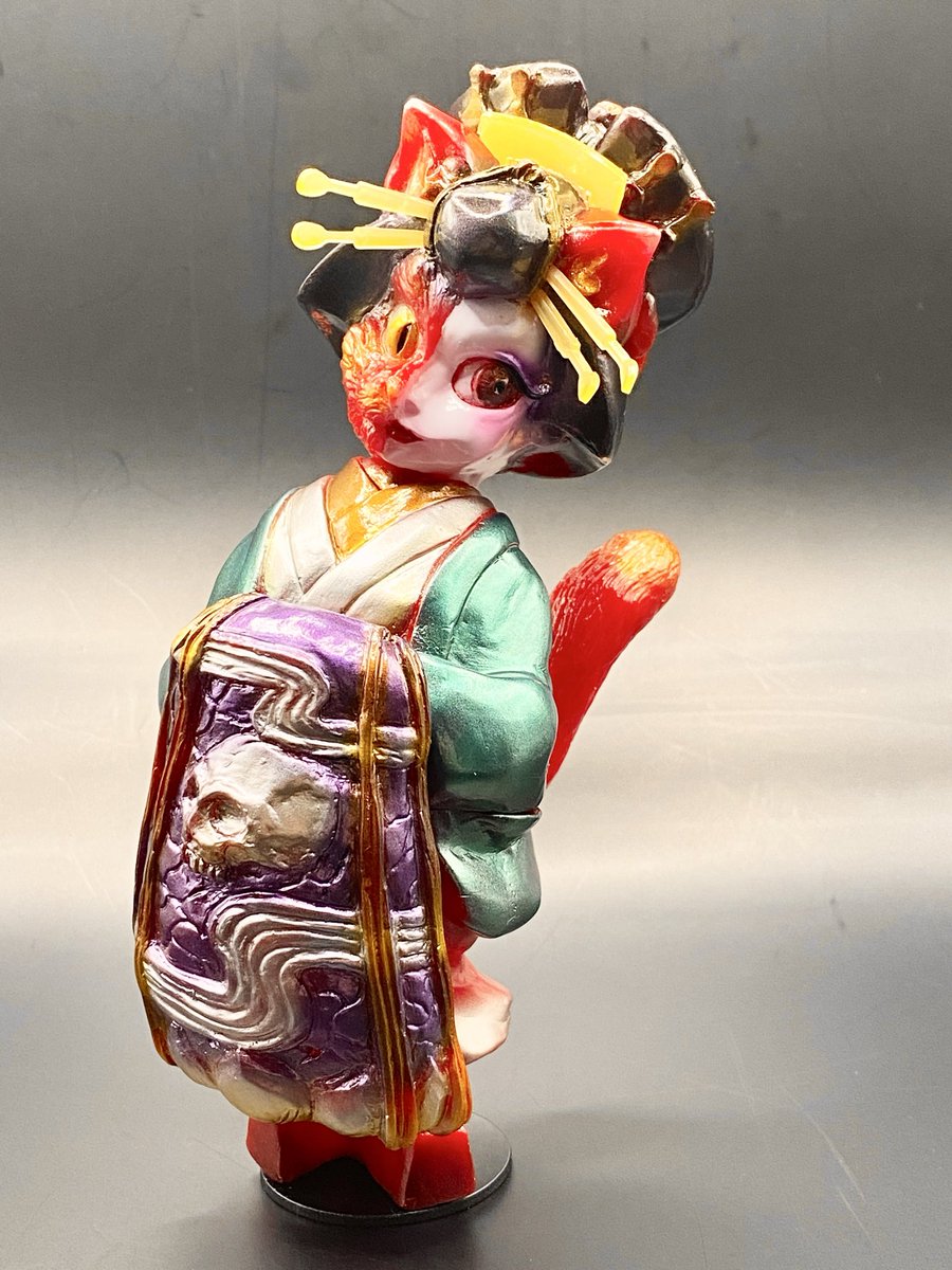 ヒカリトイズ さんの 化猫遊女〜地獄太夫 One up.限定カラー 赤素体に