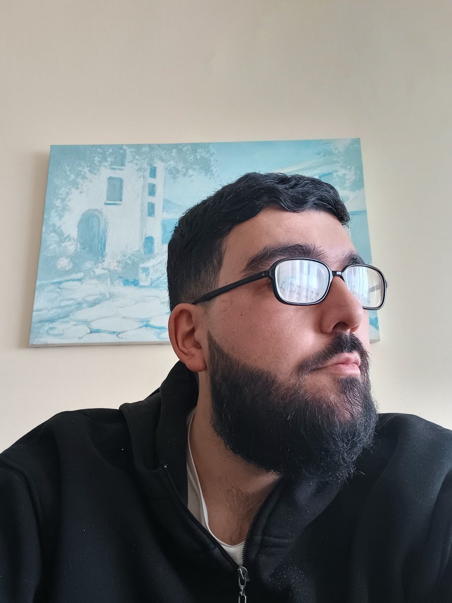 Saç sakal tarzım nasıl olmuş kadın erkek herkesin yorumunu bekliyorum eleştiri yapmak serbest x de eleştiriye açığım