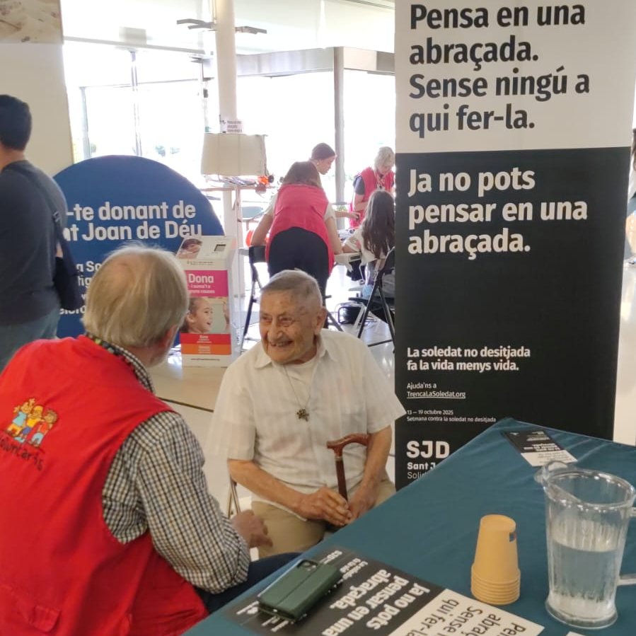 solidaritatSJD's tweet image. Avui som a l&apos;@SJDbarcelona_ca compartint converses que trenquen la #SoledatNoDesitjada 😍! 

TrencaLaSoledat.org