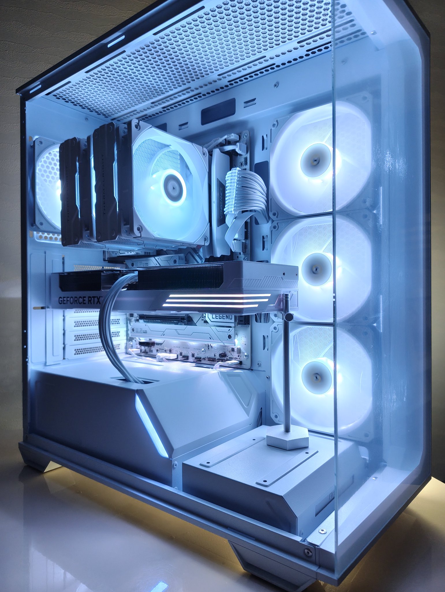 ま オーダーメイドPC かっつぇ🥳 オーダーメイドPC✨ on X: