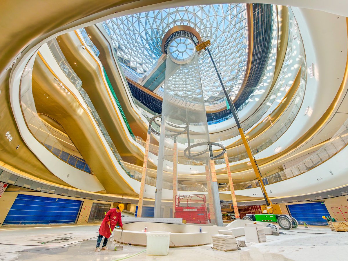 touch_beijing's tweet photo. Next to #UniversalBeijingResort, the “#Wanli” urban resort complex is set to open by year’s end. Featuring North China’s largest #outlet mall with a massive 3D façade, the project introduces over 60% of its brands to the city’s Sub-center for the first time. #shopping #China https://t.co/rrEld9HixJ
