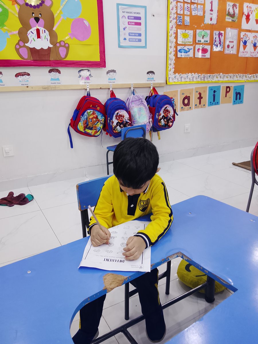 IthSchool's tweet image. 🧩✨ Spot the Difference Time! ✨🧩

Our Playgroup kids are learning to identify same and different objects — sharpening their minds through fun and play! 🎨💡

#ithschool #pgclass #funwithlearning

Follow us on social media channels:
linktr.ee/ithschool