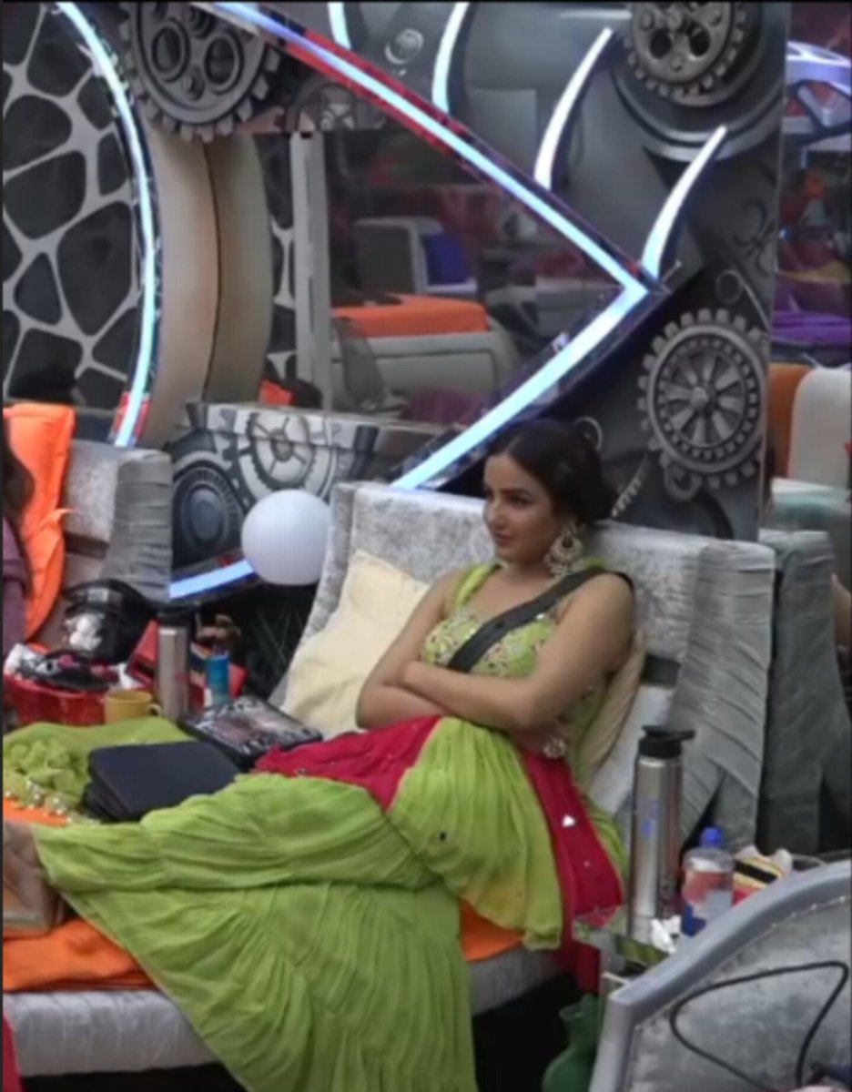 💚💚 <a href="/jasminbhasin/">Jasmine bhasin</a> 
#JasminBhasin #Jasminians