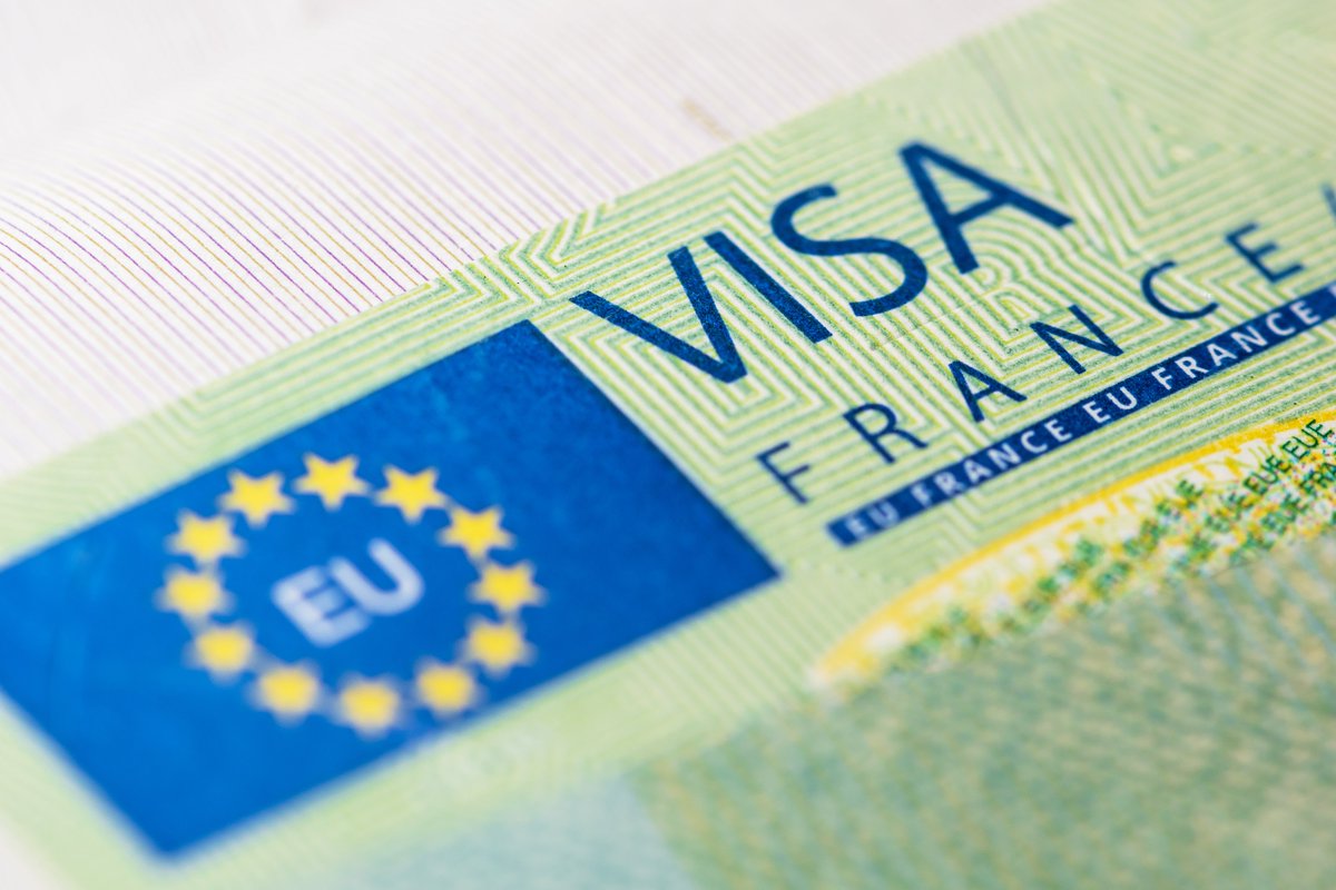 OxonRemovalMan's tweet photo. How Long Can UK Nationals Live in France Without Residency?

For UK citizens, moving to a country in the EU has become slightly more complicated...

https://t.co/2t0QVCPEae https://t.co/0viLxZgzKY