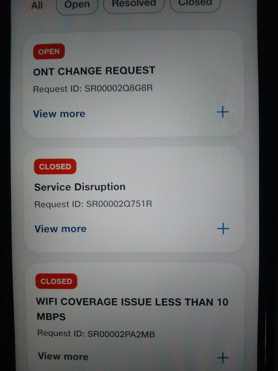 PranavRwt's tweet photo. We are paying Recharge fees + gst extra &amp; poor quality service #Jiofiber is providing, by not handling the operation directly giving contract to 3rd party vendor, which are just delaying the resolution. Within a month 3 times connection issue. @JioCare @reliancejio @airtelindia https://t.co/CfYJeLMUog