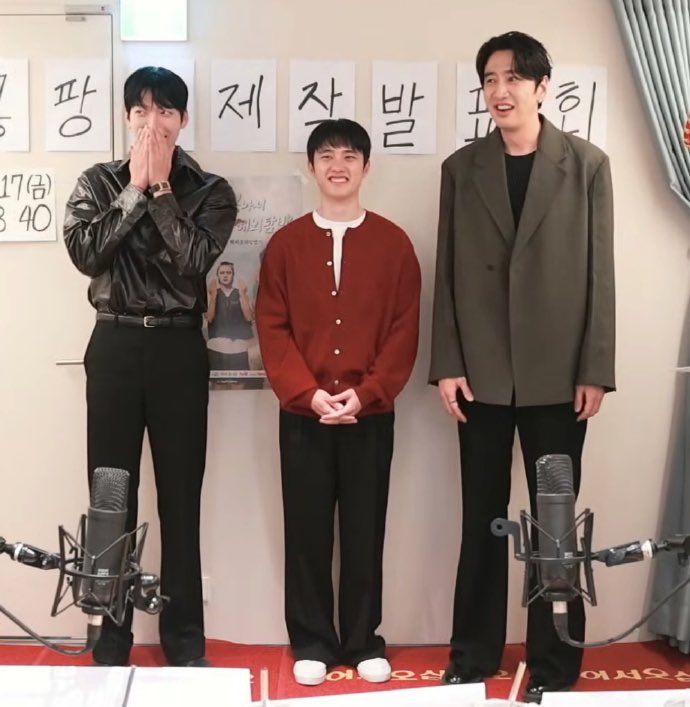 พี่สูงสามเมตร        กับ          น้องเล็กวัยสามขวบ