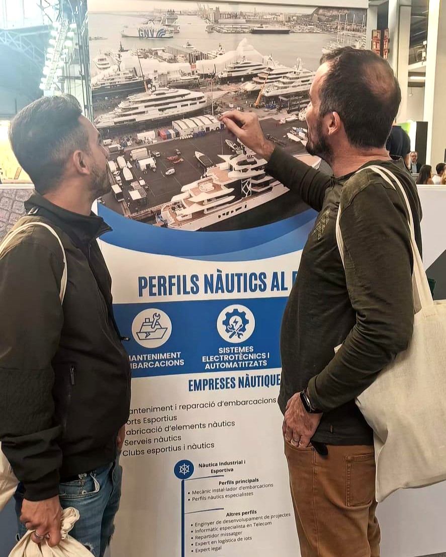 projectehomeCAT's tweet photo. 💼Aquest matí les persones en tractament a #ProjecteHome han visitat el Saló de l’Ocupació de #Barcelona (@salocupacio) per obrir-se camí al món laboral.

Tothom mereix una segona oportunitat. 🧡

#Reinserció #Inclusió #Ocupació https://t.co/HIBcgIyCZV