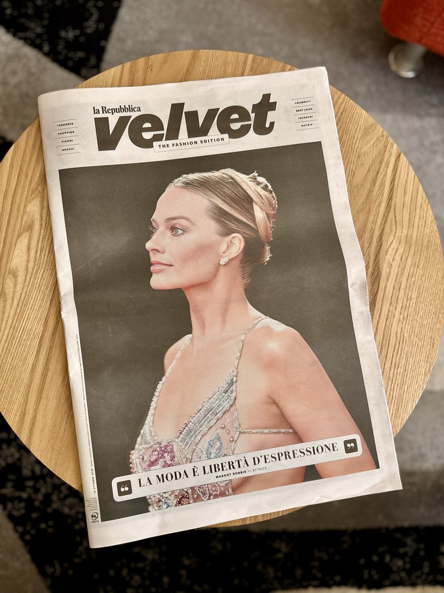 Forse ieri è rimasta un po' sotto traccia l'uscita di Velvet, l'ennesimo dorso fashion mensile di <a href="/repubblica/">Repubblica</a> (che riporta alla mente il glorioso magazine del 2006, troppo avanti per l'epoca).